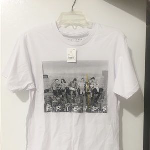 NWT F.R.I.E.N.D.S Graphic Tee